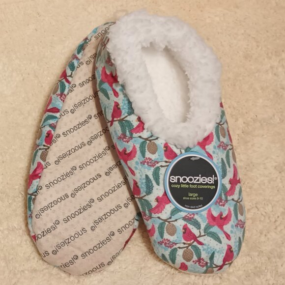 NEW Snoozies Cardinal Slipper Socks w/ Non-Skid Grips & Sherpa Lining, Lrg. 9-10 - Picture 2 of 11